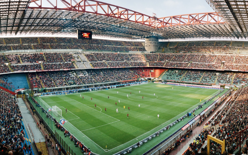 Sân vận động bóng đá San Siro (Ý)